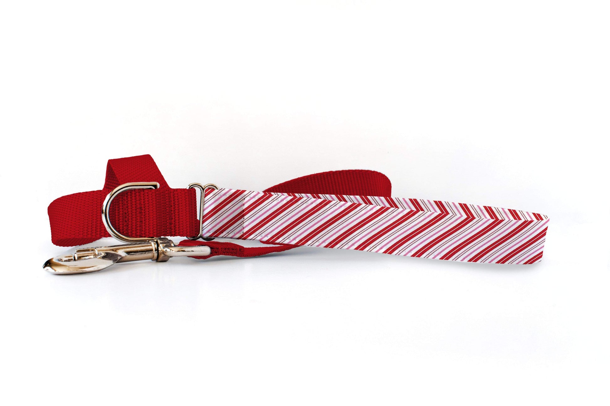 Preppy Owl Collar Co™ Dog Leash Dog Leash - Santa Claus Lane Red Stripes